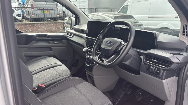 Ford Transit Custom 300 L1 Diesel Fwd 2.0 EcoBlue 136ps H1 Van Limited